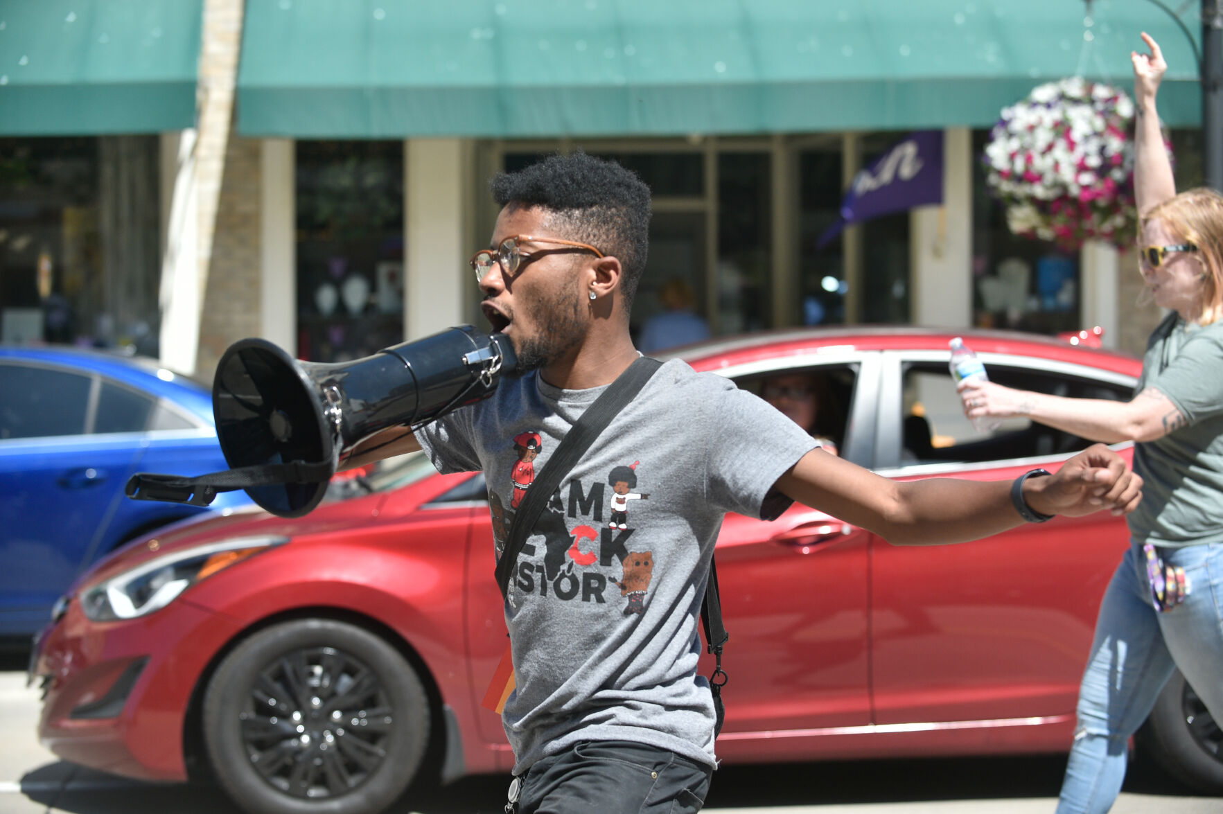 Kejuan Goldsmith leads